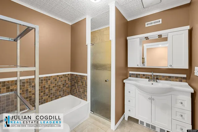 $490,000 | 9267 Red Creek Road, Casper, WY 82601