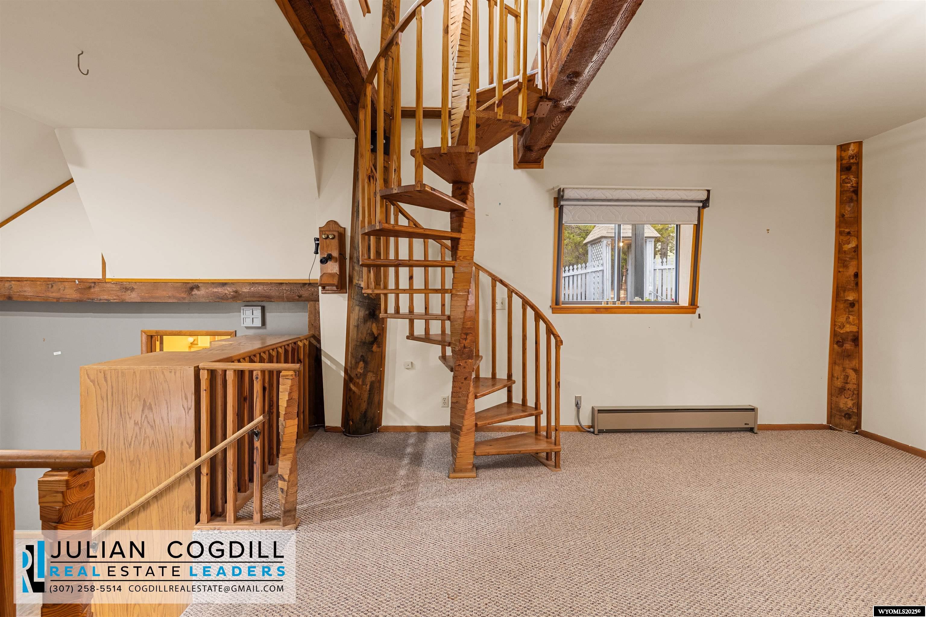 9267 Red Creek Road Casper, WY 82601 - Photo 9 of 39