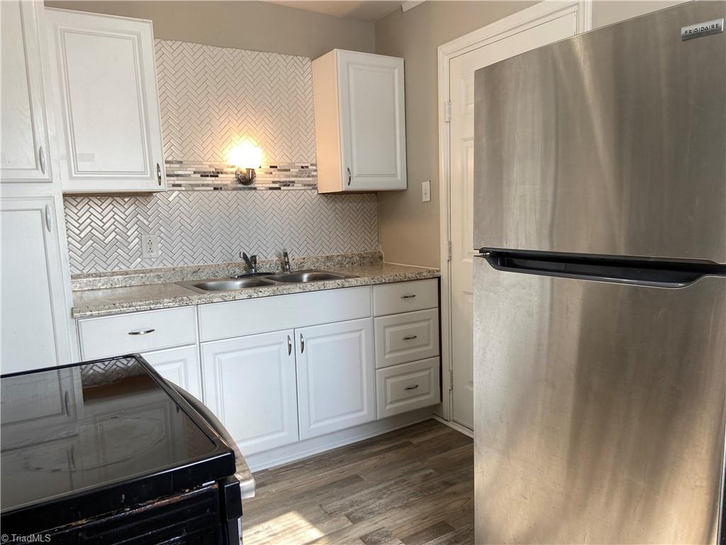 1211 Cedrow Drive High Point, NC 27260 - Photo 6 of 13