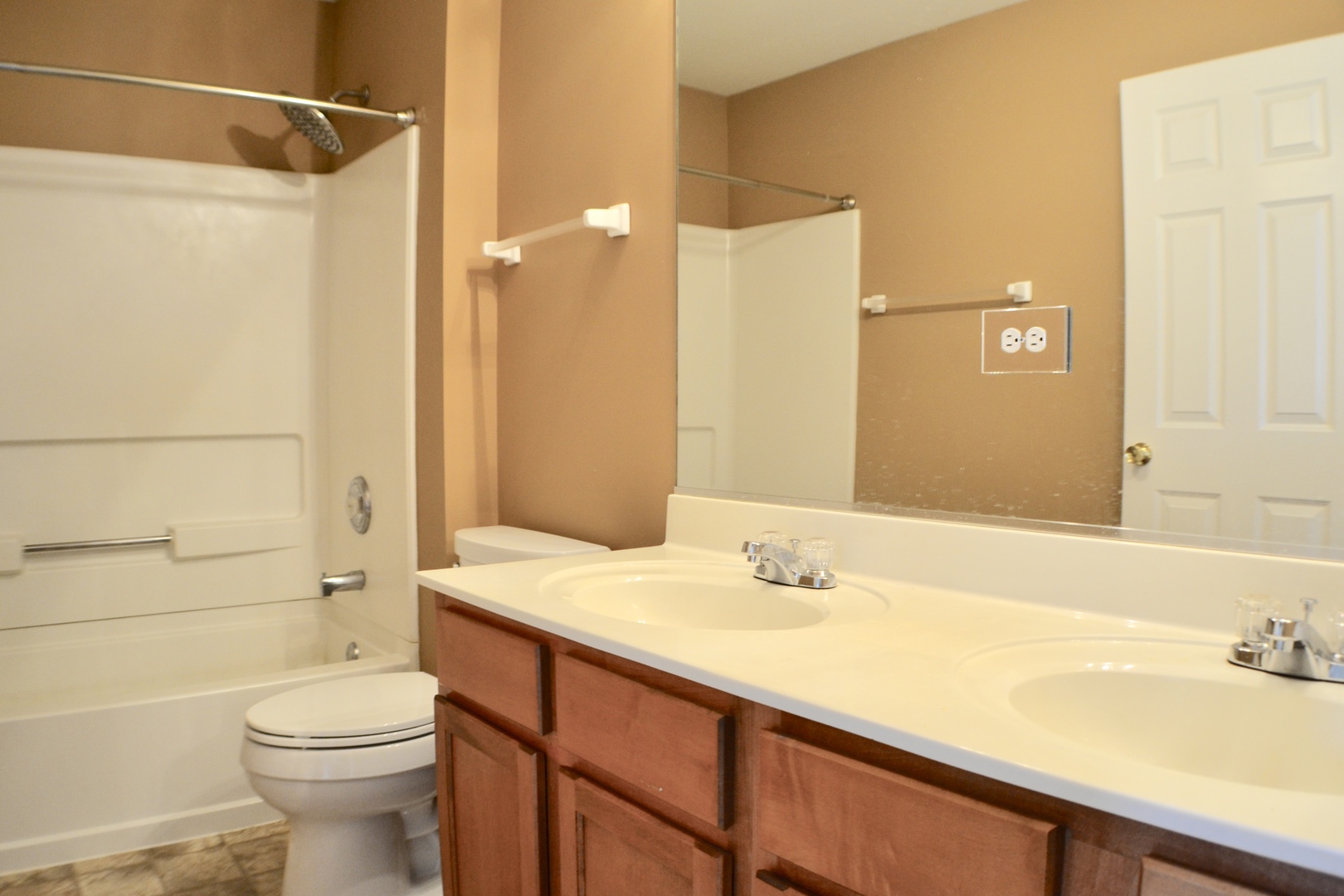 249 Springbrook Trail South Oswego, IL 60543 - Photo 20 of 40