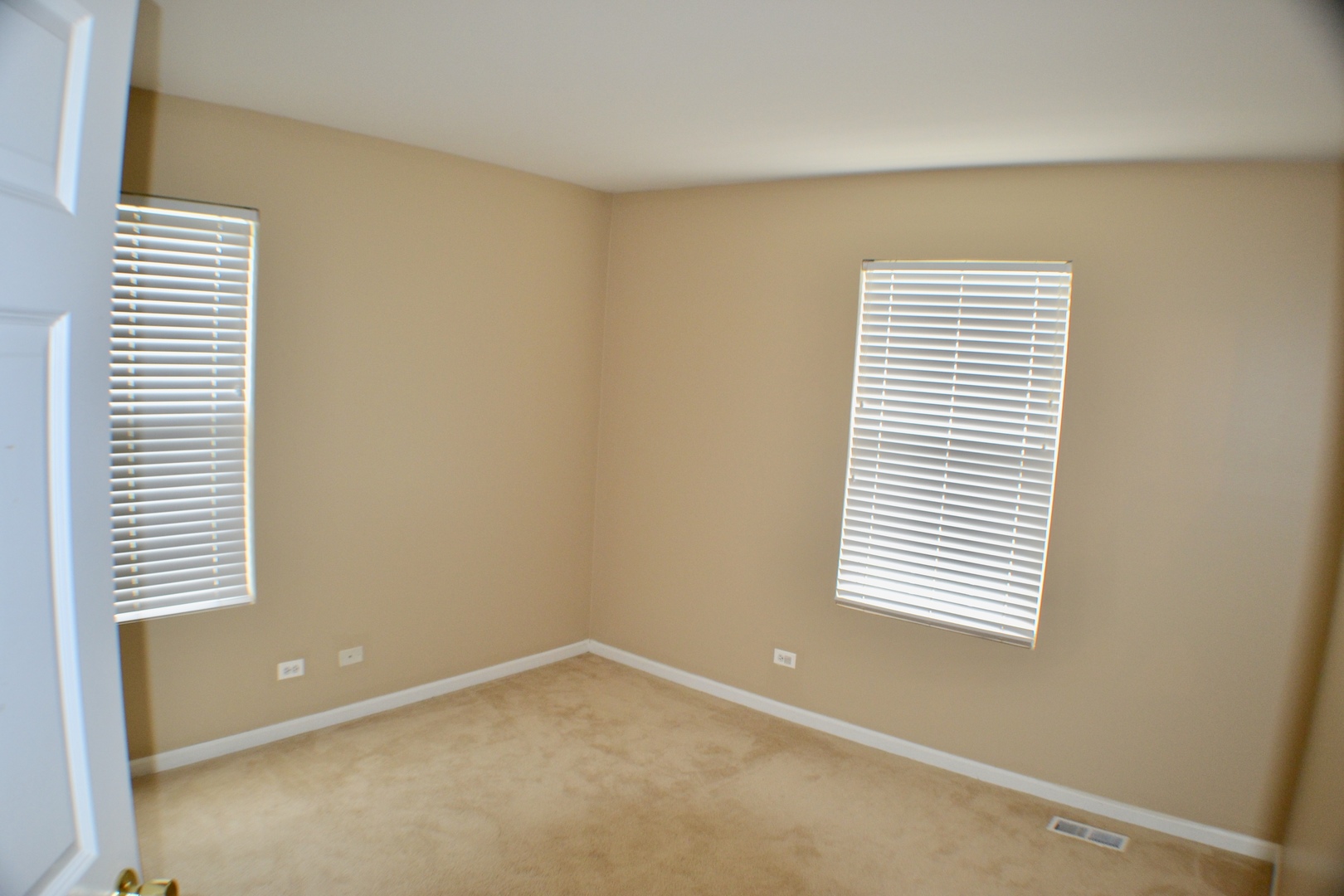 249 Springbrook Trail South Oswego, IL 60543 - Photo 25 of 40