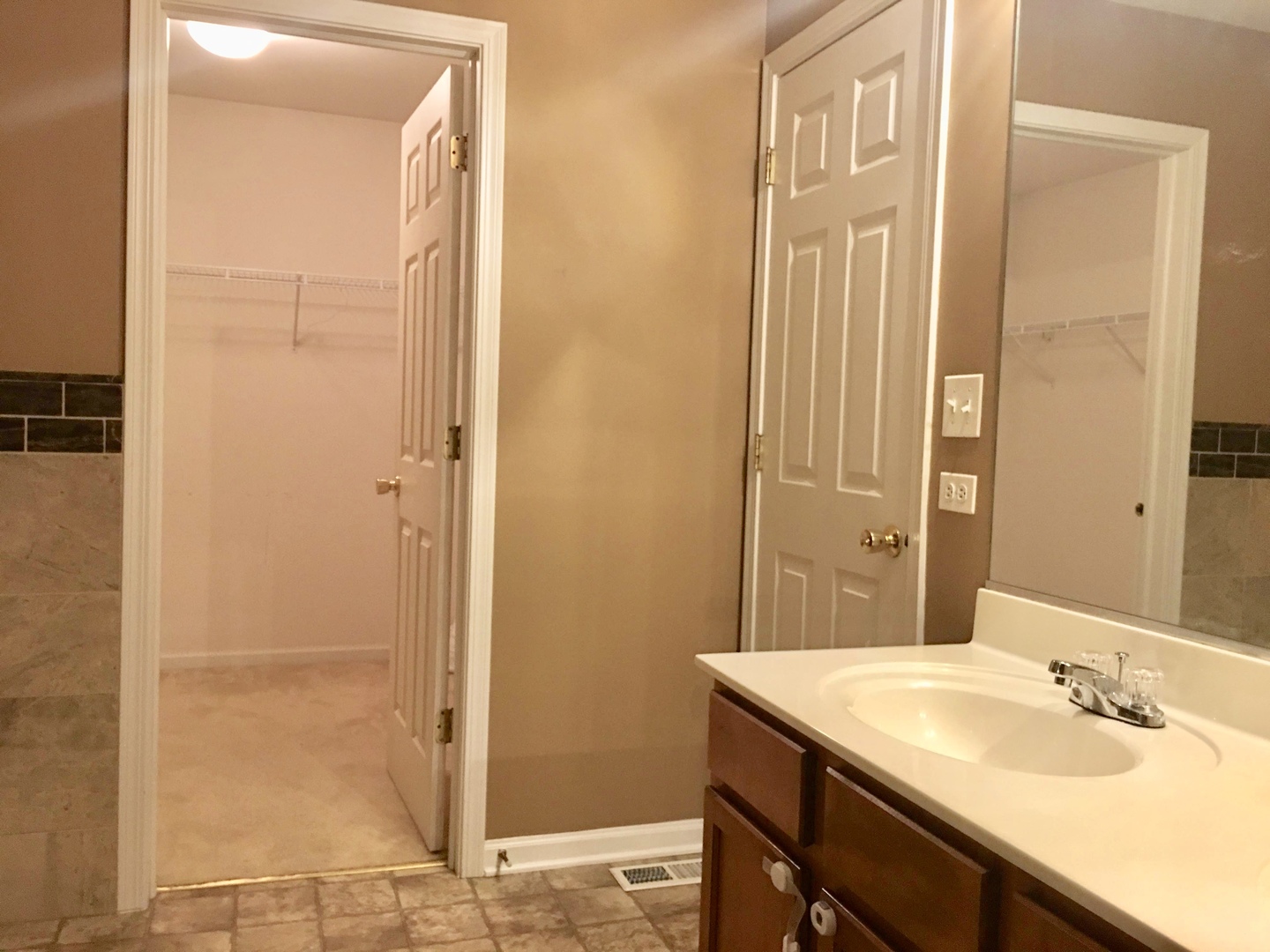 249 Springbrook Trail South Oswego, IL 60543 - Photo 35 of 40