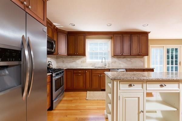 11 Covey Road Walpole, MA 02081 - Photo 9 of 35 Gallery Image 9