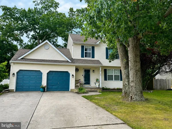 $415,000 | 393 Bryn Mawr Drive, Williamstown, NJ 08094