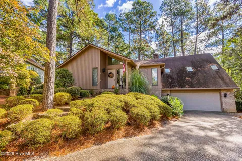 $560,000 | 6 Belair Court, Pinehurst, NC 28374
