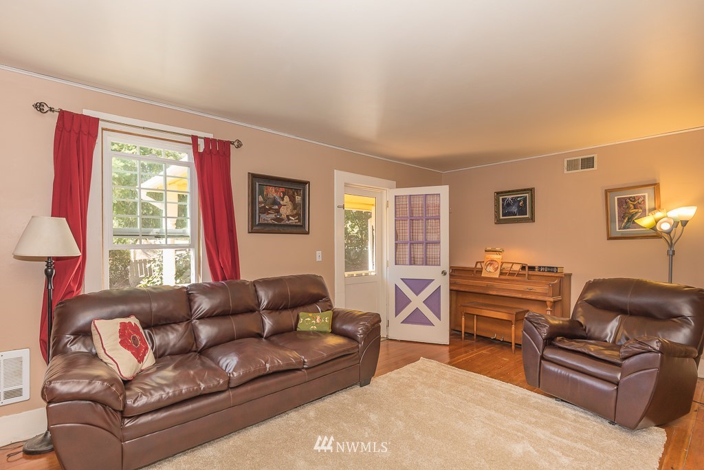 12207 Wagner Road Monroe, WA 98272 - Photo 5 of 25