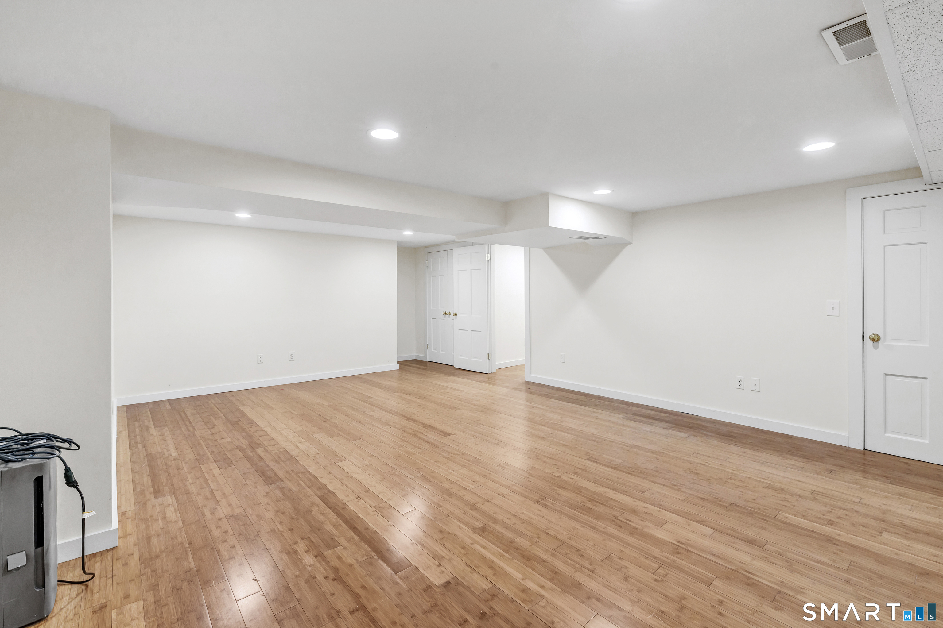 215 Cross Ridge Road New Canaan, CT 06840 - Photo 32 of 37