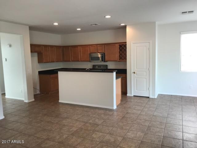 4120 South Sawmill Road Gilbert, AZ 85297 - Photo 4 of 28 IMG_1216