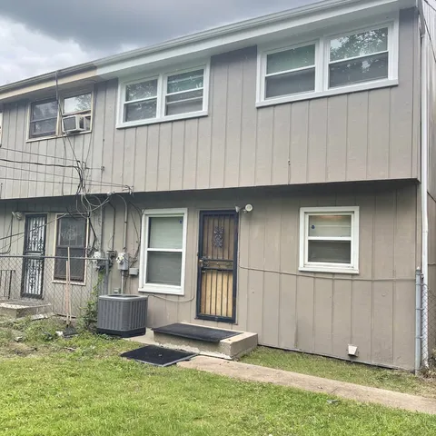 $2,400 | 6651 South Ellis Avenue, Chicago, IL 60637