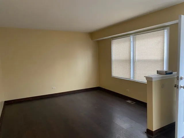 $2,400 | 6651 South Ellis Avenue, Chicago, IL 60637