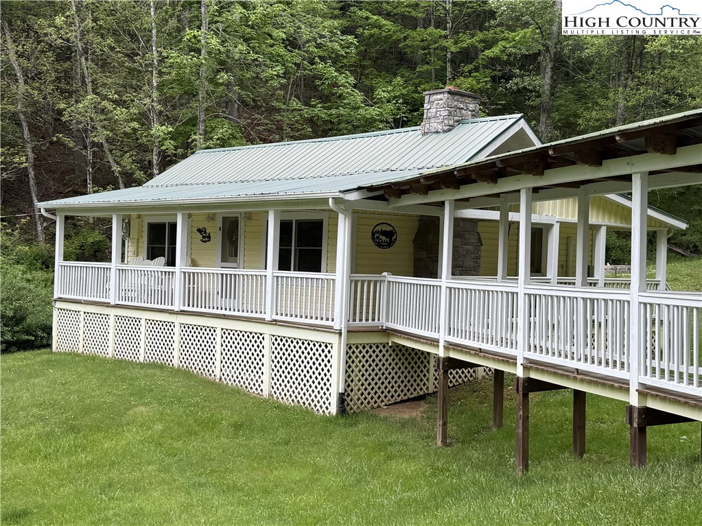 1180 Spencer Branch Road Lansing, NC 28643 - Photo 1 of 16 Gallery Image 1