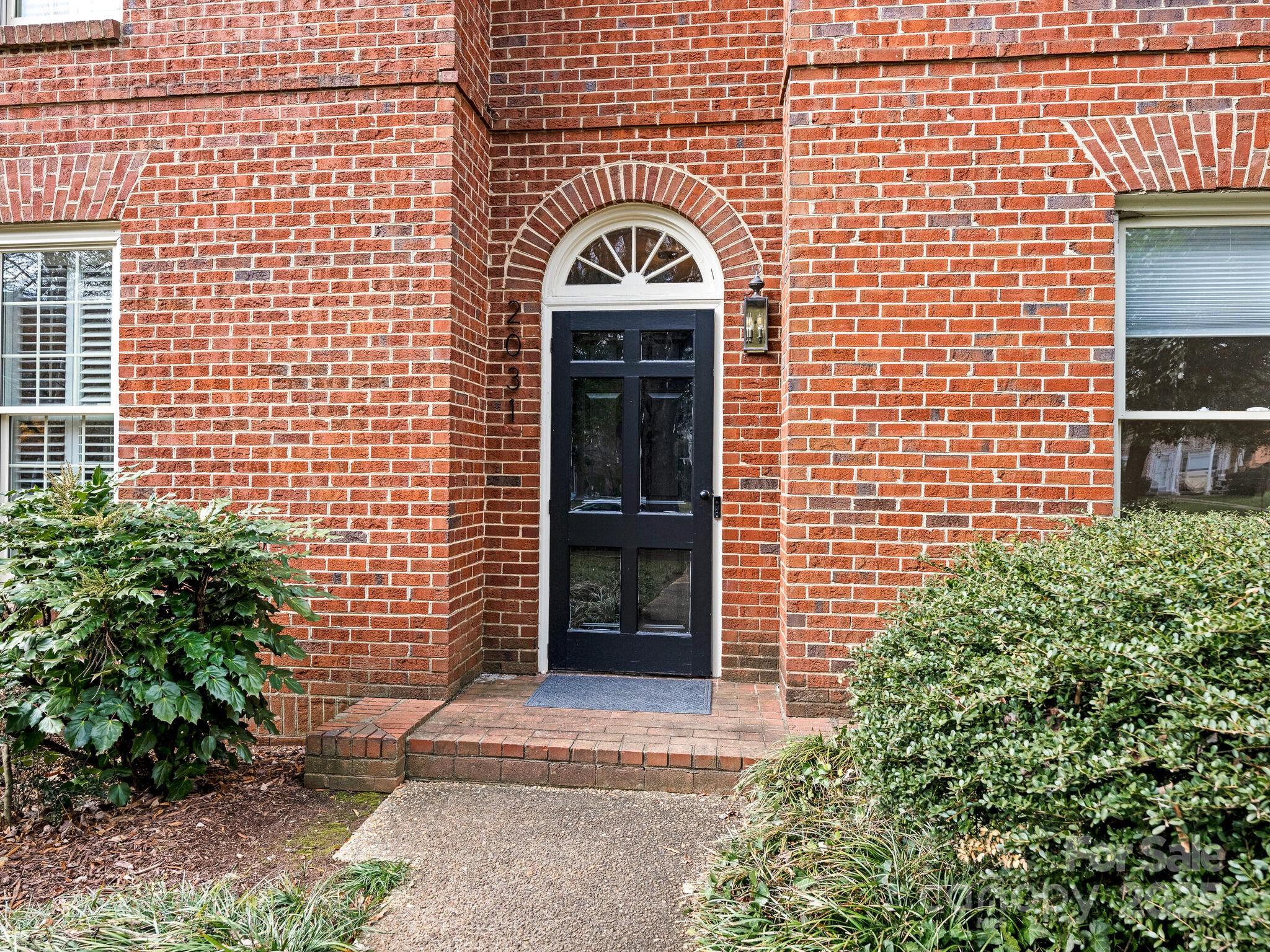 2031 Queens Road West Charlotte, NC 28207 - Photo 2 of 22