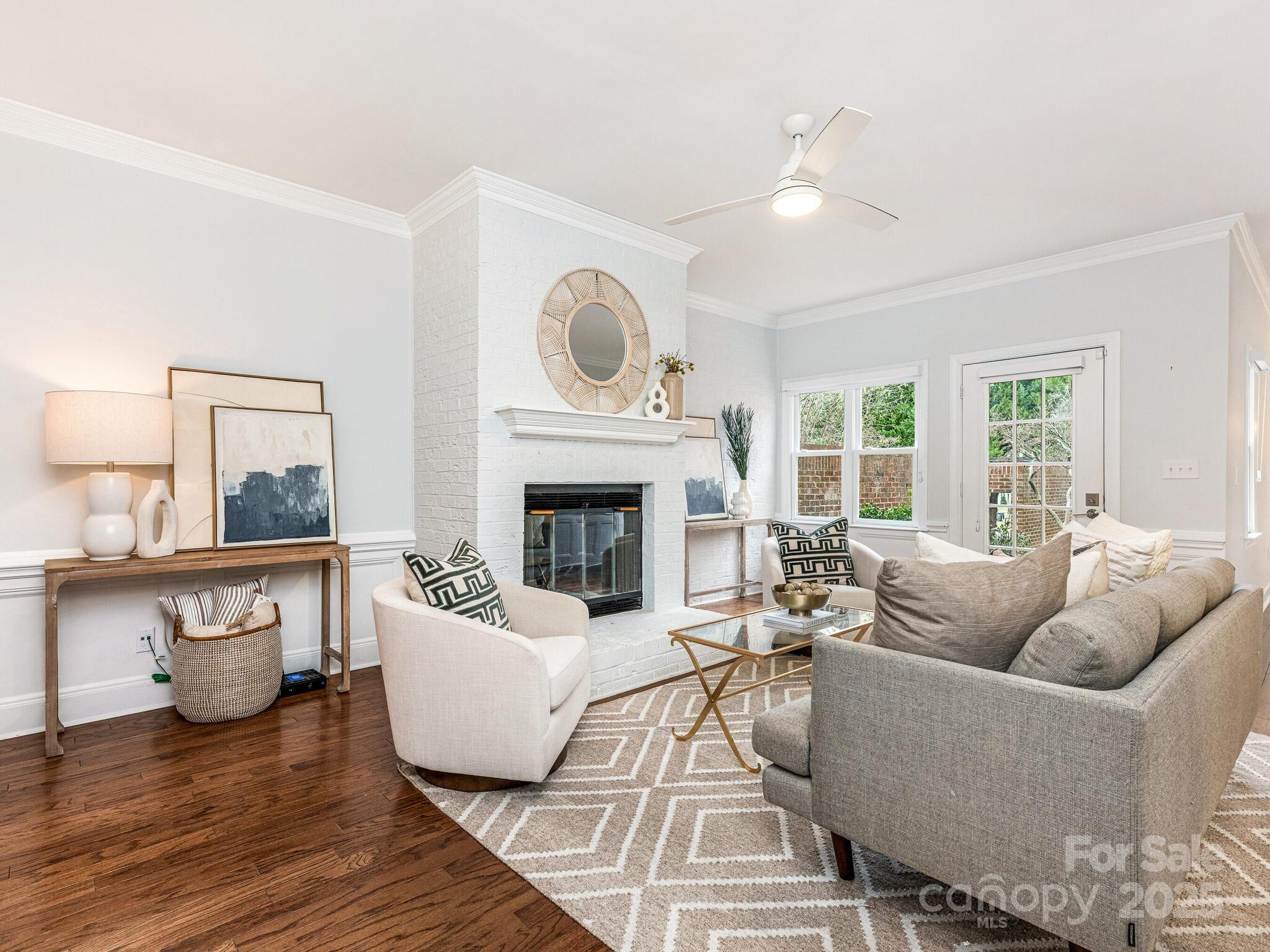 2031 Queens Road West Charlotte, NC 28207 - Photo 4 of 22