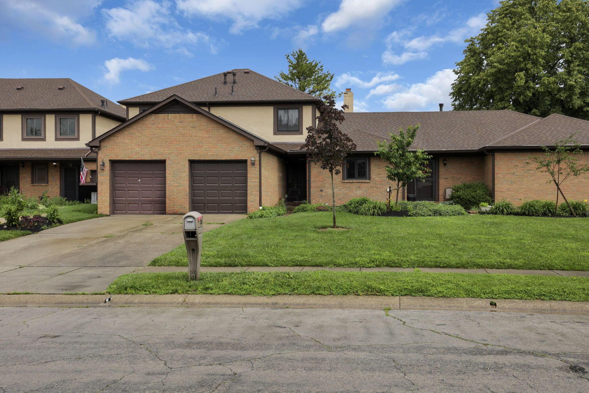2014 Queensgate Lane Columbus, OH 43235 - Photo 26 of 26 2-web-or-mls-0N4A5716