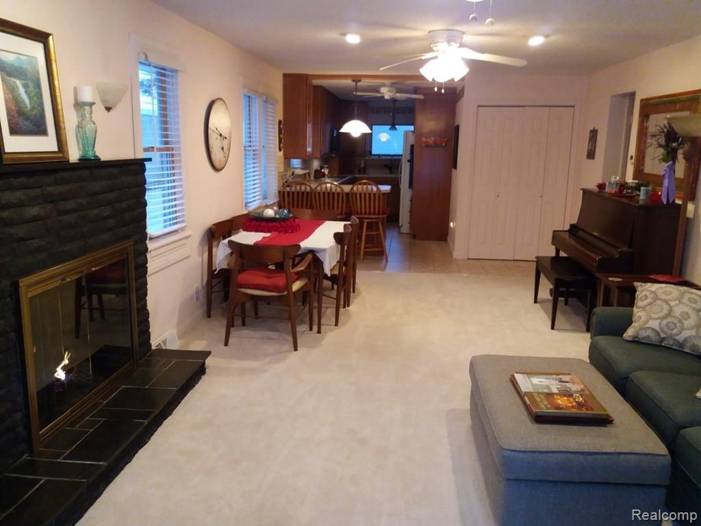 6240 Bullard Road Fenton, MI 48430 - Photo 20 of 29