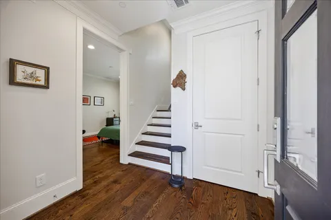 $775,000 | 3928 West Main Street, Houston, TX 77027