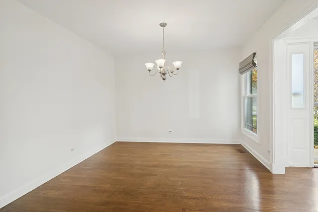 $549,000 | 4040 North Harvard Avenue, Arlington Heights, IL 60004