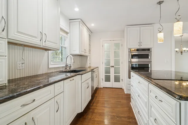 $549,000 | 4040 North Harvard Avenue, Arlington Heights, IL 60004