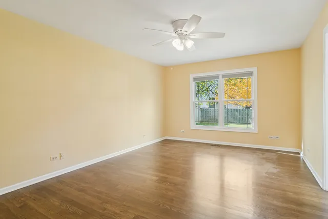 $549,000 | 4040 North Harvard Avenue, Arlington Heights, IL 60004