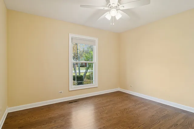 $549,000 | 4040 North Harvard Avenue, Arlington Heights, IL 60004