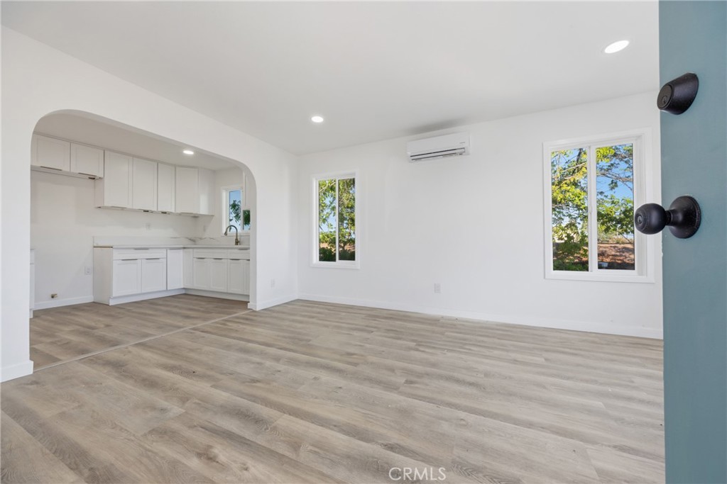 351 West Magnolia Street Compton, CA 90220 - Photo 18 of 39