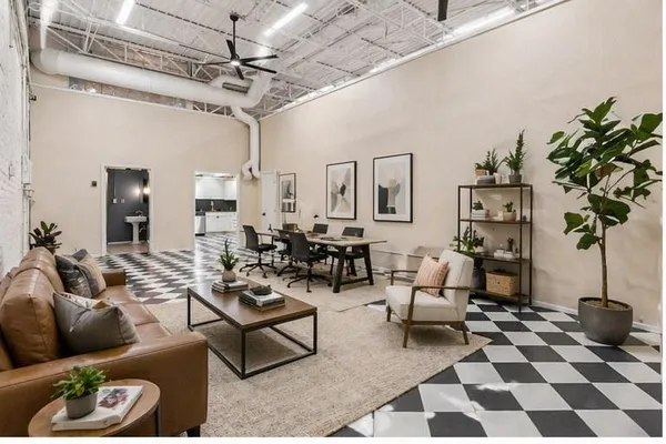 $3,875 | 306 South Walton Street, Dallas, TX 75226