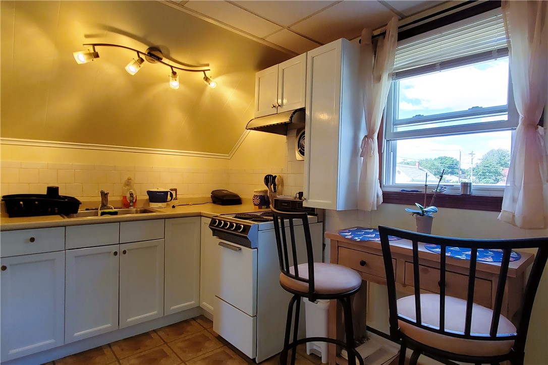 4 Rego Road Middletown, RI 02842 - Photo 36 of 45