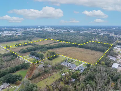 $850,000 | 2501 West Willow Street, Scott, LA 70583