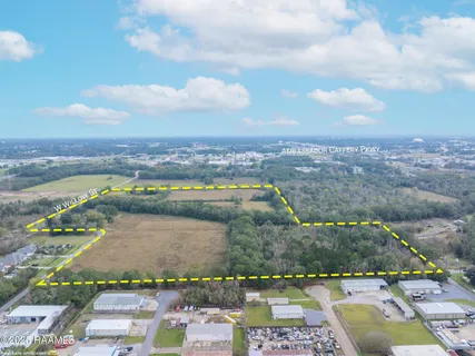 $850,000 | 2501 West Willow Street, Scott, LA 70583