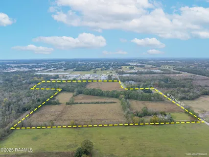 $850,000 | 2501 West Willow Street, Scott, LA 70583