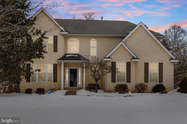 $510,000 | 14 Kristen Circle, Pottstown, PA 19464