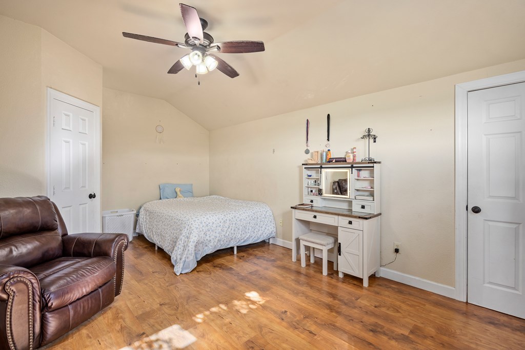 272 Schaper Road Fredericksburg, TX 78624 - Photo 27 of 41