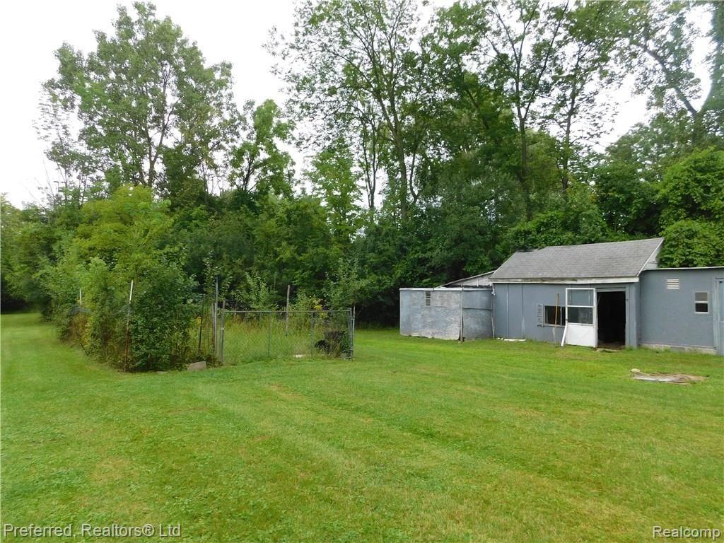 25408 Farmbrook Road Southfield, MI 48034 - Photo 53 of 74 DSCN0211.JPG