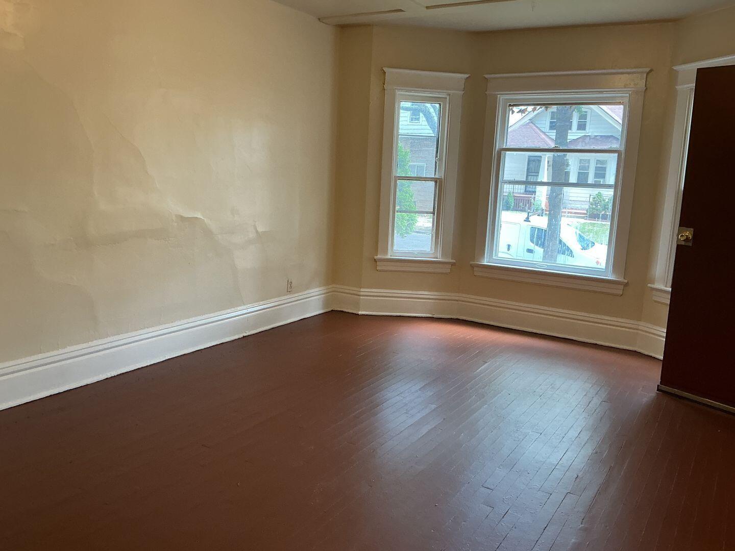 2411 South 12th Street Milwaukee, WI 53215 - Photo 2 of 14 2411 S 12th St