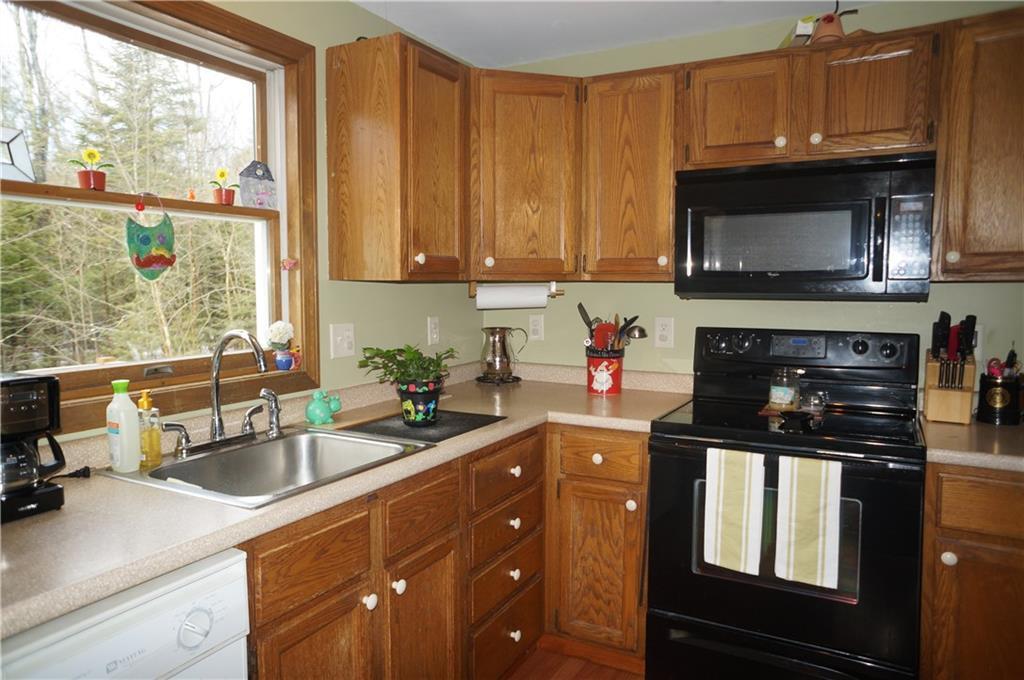 40 Smith Road Windham, ME 04062 - Photo 2 of 20 Photo