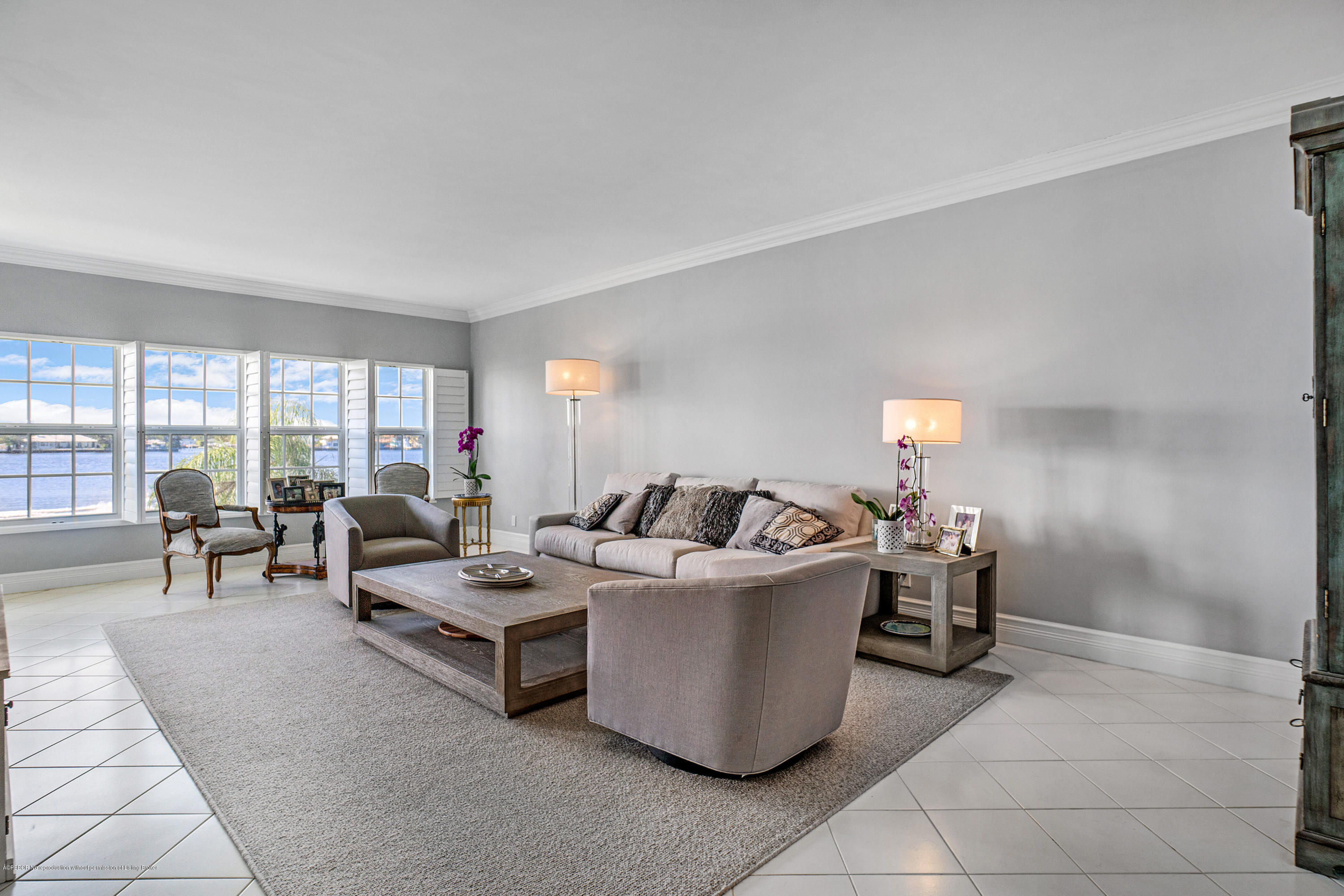 2160 Ibis Isle Road, Unit 6 Palm Beach, FL 33480 - Photo 6 of 22 living room