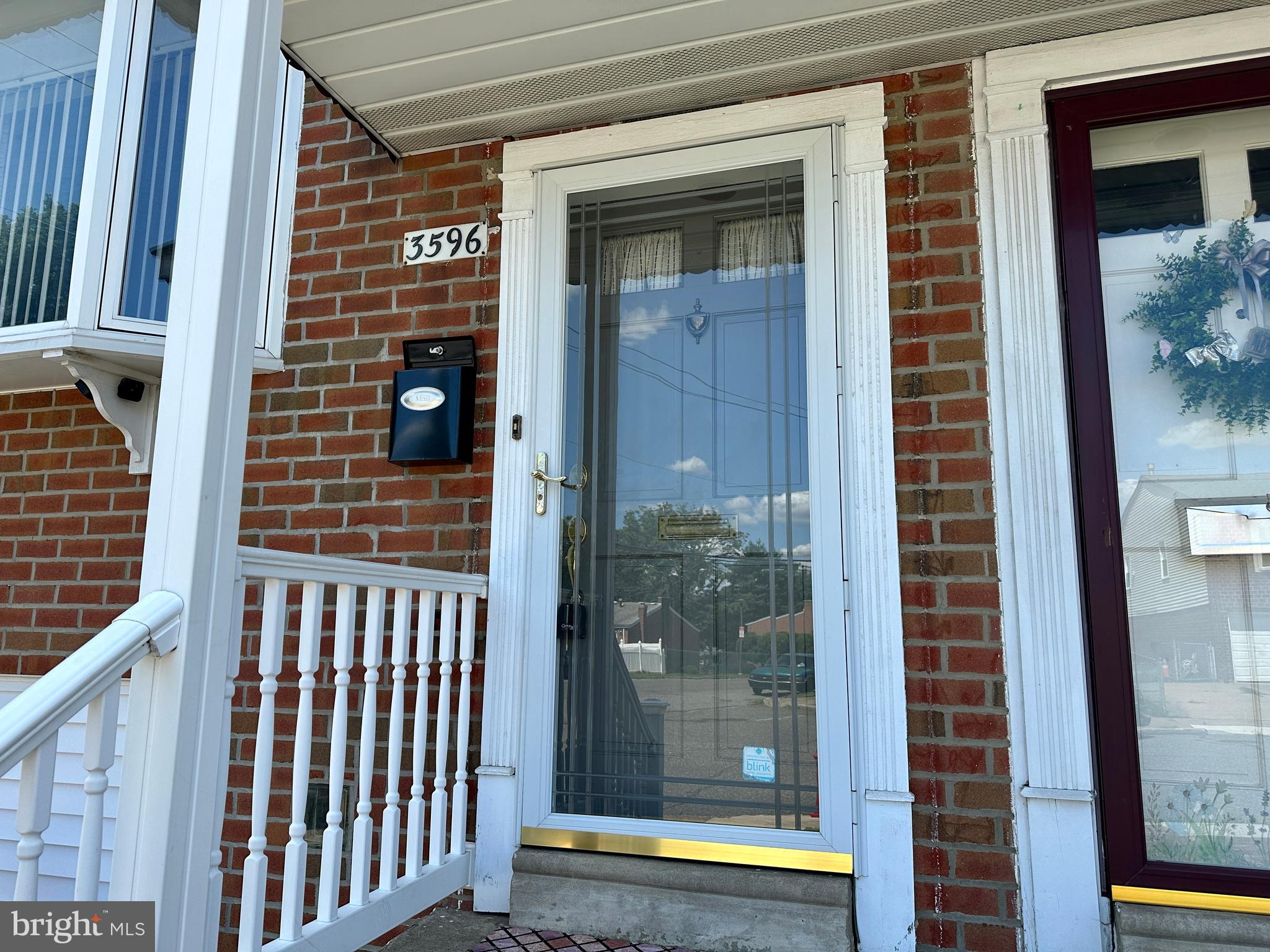 3596 Dows Road Philadelphia, PA 19154 - Photo 3 of 37 Gallery Image 3