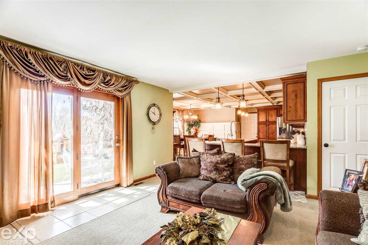 9743 Brandon Road Avoca, MI 48006 - Photo 8 of 59