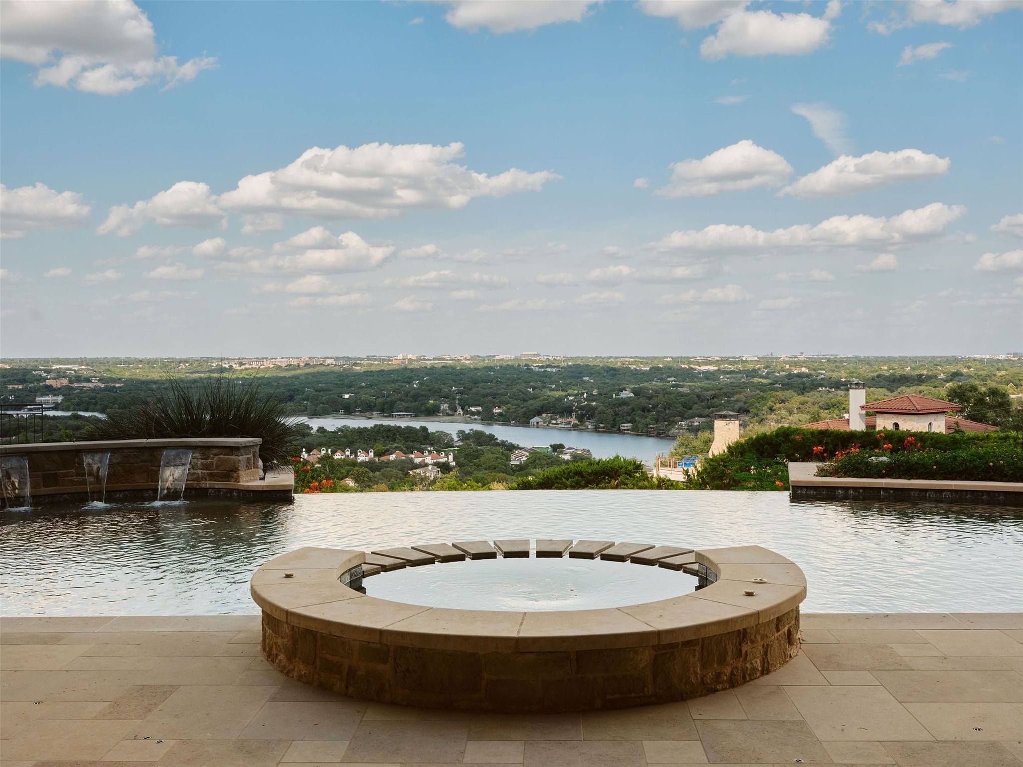 1415 Mt Larson Road Austin, TX 78746 - Photo 21 of 40 Gallery Image 21