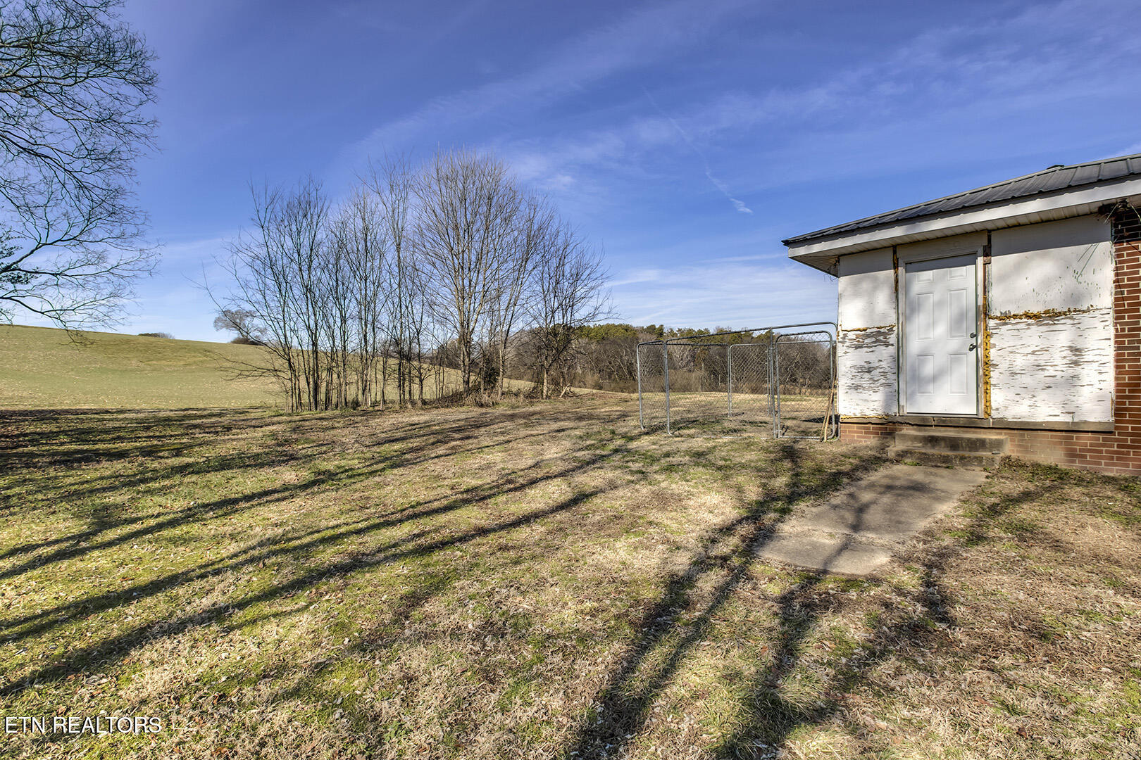 2540 Watson Road Loudon, TN 37774 - Photo 29 of 40 27_WatsonRoad_2540_Backyard02