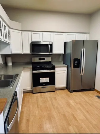 $2,500 | 709 Blossom Court, Unit 709, Naperville, IL 60540