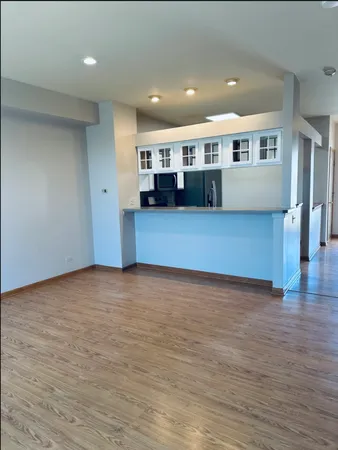 $2,500 | 709 Blossom Court, Unit 709, Naperville, IL 60540