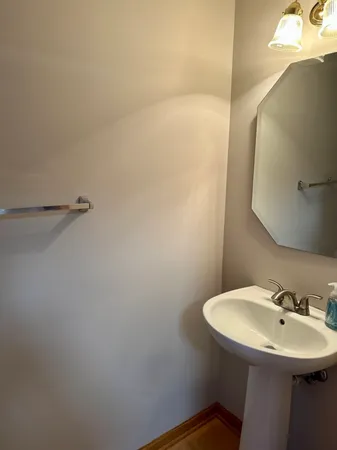 $2,500 | 709 Blossom Court, Unit 709, Naperville, IL 60540