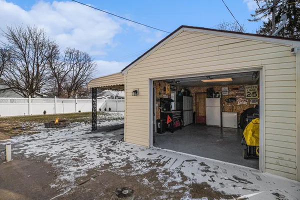 $199,000 | 957 Woodville Avenue, Monroe, MI 48161