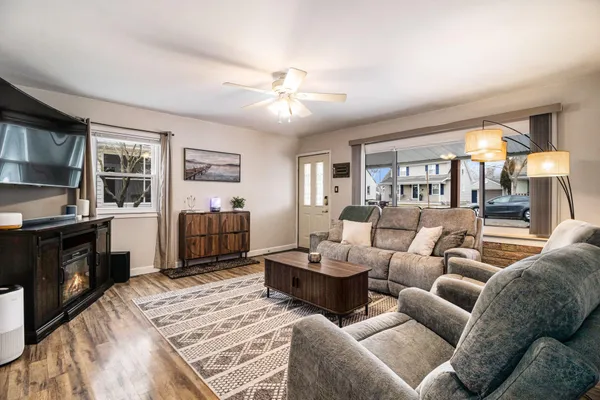 $199,000 | 957 Woodville Avenue, Monroe, MI 48161