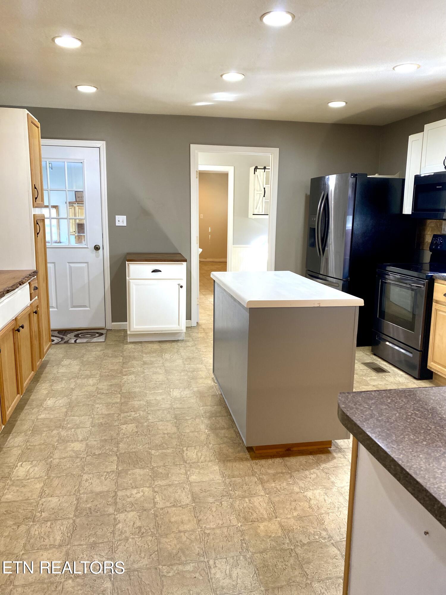 185 Jenkins Road Tellico Plains, TN 37385 - Photo 21 of 46 IMG_1556
