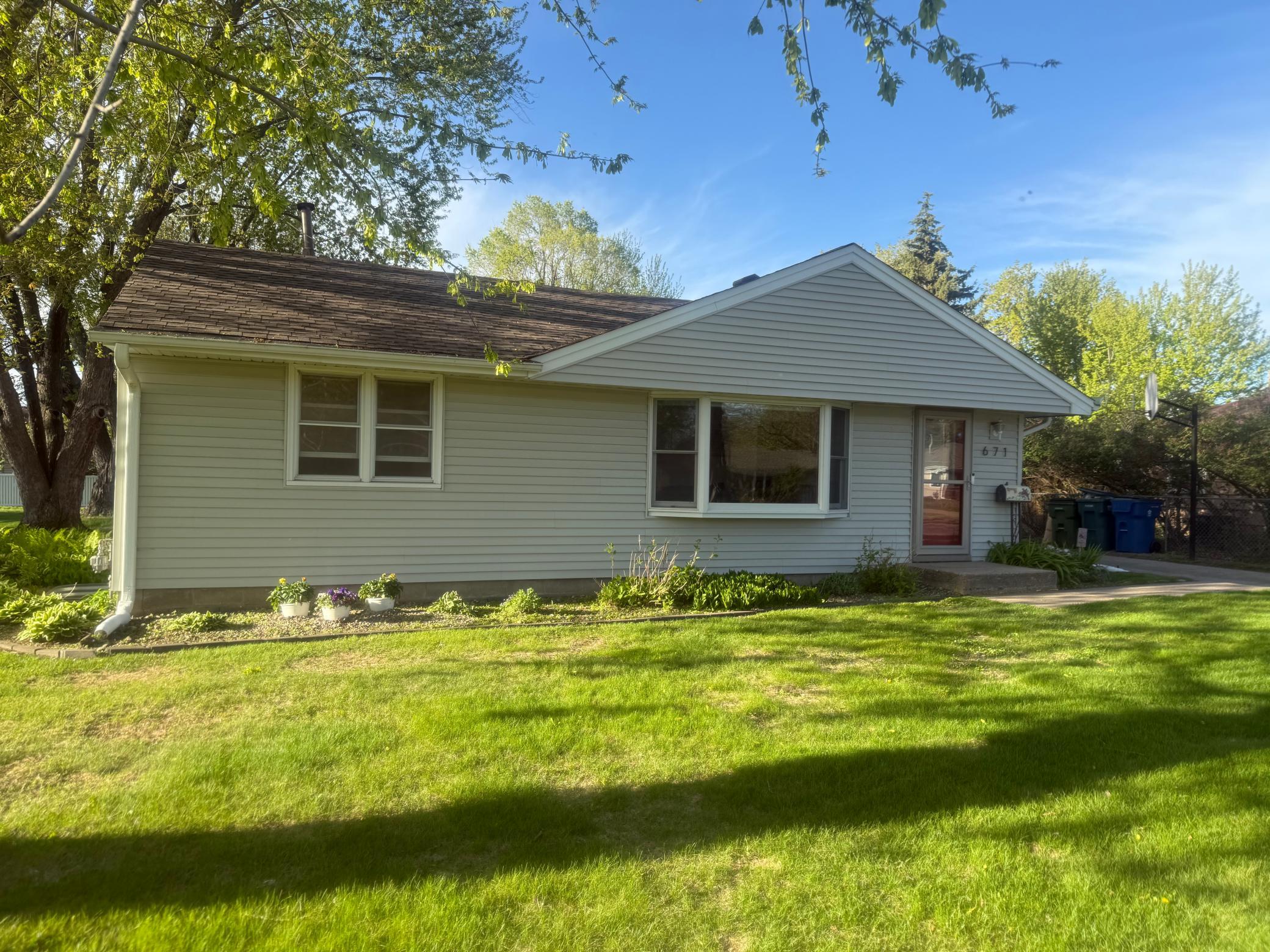 671 Marigold Terrace Minneapolis, MN 55432 - Photo 3 of 24