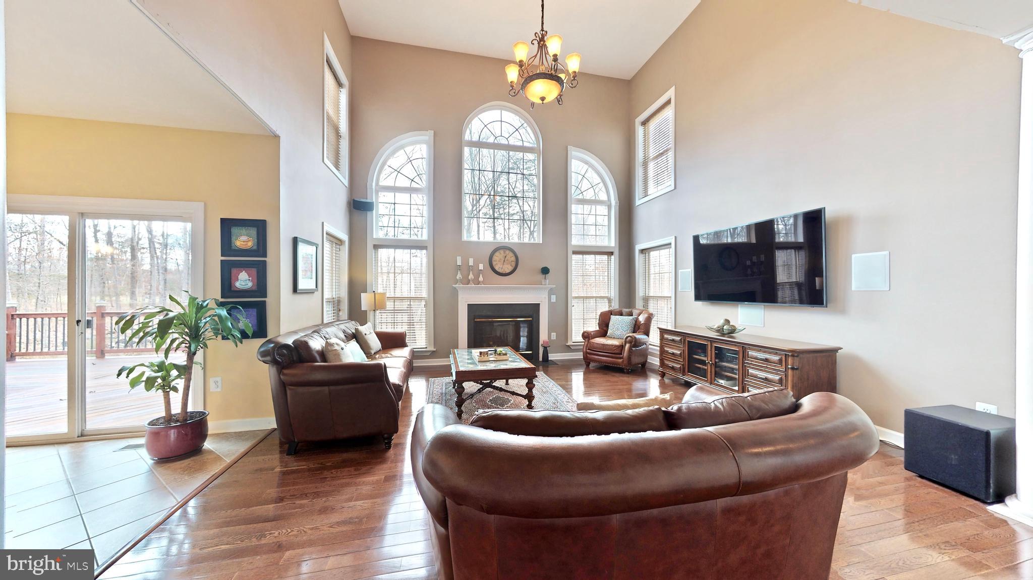 16005 Roland Park Place Gainesville, VA 20155 - Photo 14 of 59 Main Level - Family Room