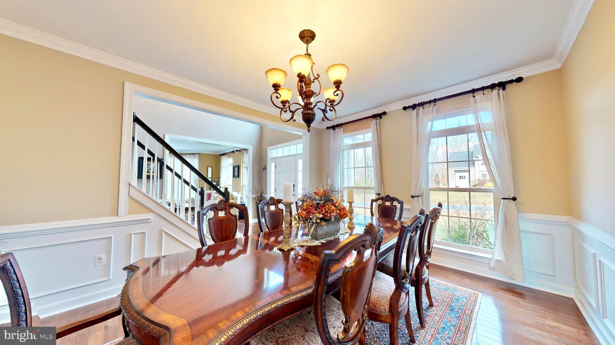 16005 Roland Park Place Gainesville, VA 20155 - Photo 7 of 59 Main Level - Dining Room