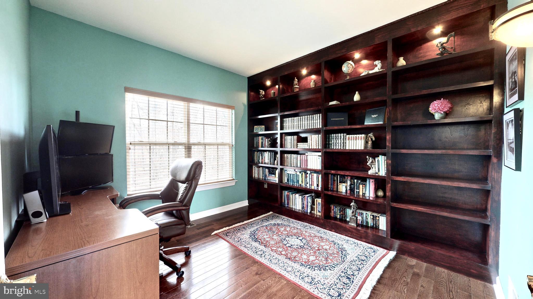 16005 Roland Park Place Gainesville, VA 20155 - Photo 8 of 59 Main Level - Library